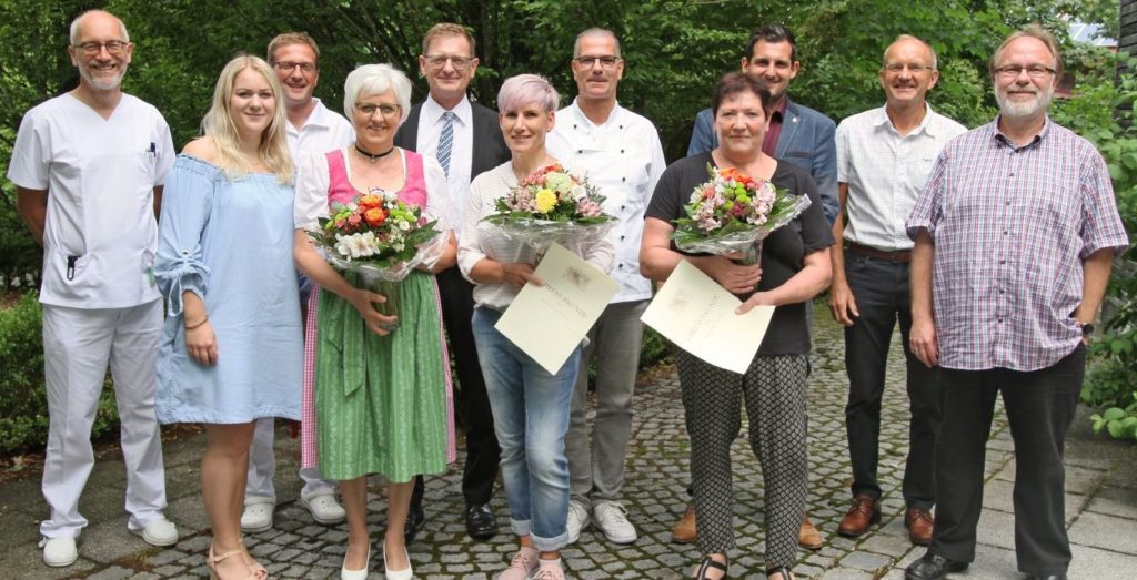 Zur Erinnerung ein Foto vor dem traditionellen Weißwurstessen (v.l.): Dr. Willibald Prügl, Karina Meisinger, Franz Heindl, Lucia Plank, Josef Mader, Jacqueline Ertl, Karl-Heinz Zuck, Gabriele Hellauer, Florian Pletz, Walter Haslinger und Josef Nikl.